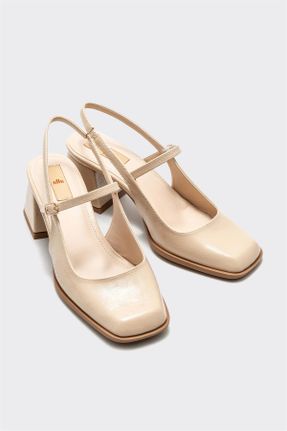 کفش پاشنه بلند کلاسیک بژ زنانه پلی اورتان پاشنه متوسط ( 5 - 9 cm ) پاشنه ضخیم کد 808552170