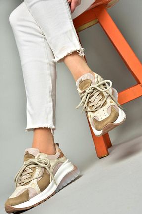کفش اسنیکر قهوه ای زنانه بند دار Fox Shoes - کد 804079431