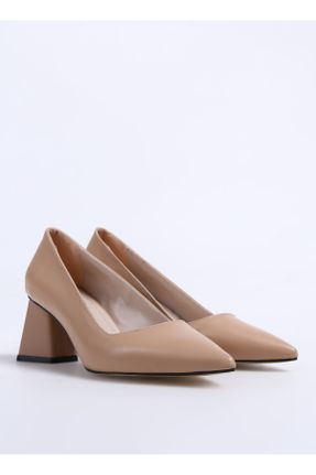 کفش پاشنه بلند کلاسیک بژ زنانه پاشنه نازک پاشنه متوسط ( 5 - 9 cm ) کد 813204626