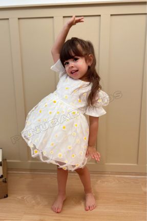 لباس سفید بچه گانه بافت پنبه - پلی استر طرح گلدار رگولار آستین-کوتاه پارتی کد 744343651