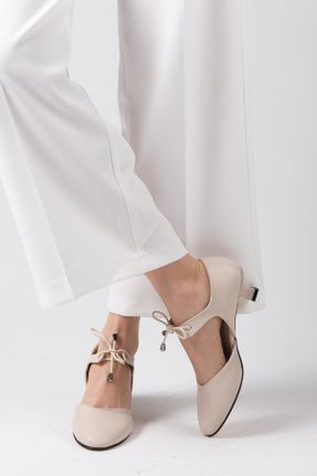 کفش پاشنه بلند کلاسیک بژ زنانه چرم مصنوعی پاشنه نازک پاشنه کوتاه ( 4 - 1 cm ) کد 649424335