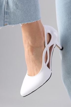 کفش پاشنه بلند کلاسیک سفید زنانه چرم مصنوعی پاشنه نازک پاشنه متوسط ( 5 - 9 cm ) کد 36462738