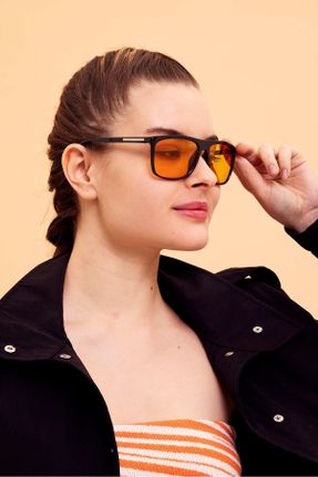 عینک آفتابی نارنجی زنانه 50 UV400 استخوان مات مستطیل کد 812681611