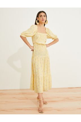 لباس زرد زنانه بافتنی طرح گلدار رگولار آستین-کوتاه کد 711647605