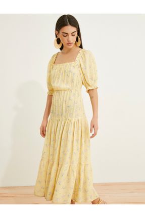 لباس زرد زنانه بافتنی طرح گلدار رگولار آستین-کوتاه کد 711647605