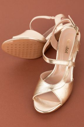کفش پاشنه بلند کلاسیک طلائی زنانه چرم طبیعی پاشنه نازک پاشنه متوسط ( 5 - 9 cm ) کد 816783666