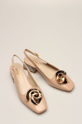 کفش پاشنه بلند کلاسیک بژ زنانه پاشنه ضخیم پاشنه کوتاه ( 4 - 1 cm ) کد 817178984