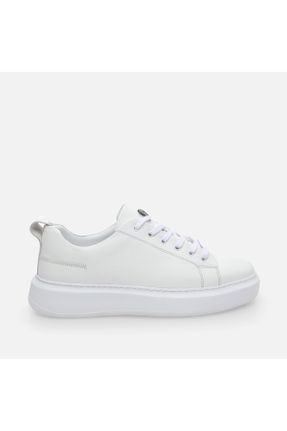 کفش کژوال سفید مردانه چرم طبیعی پاشنه کوتاه ( 4 - 1 cm ) پاشنه ساده کد 818075413