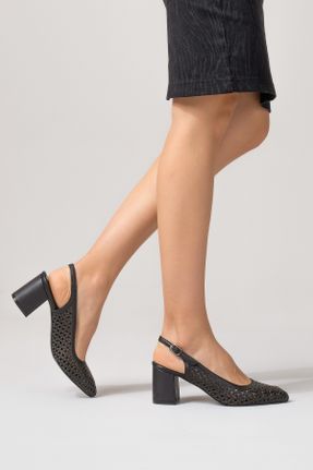 کفش پاشنه بلند کلاسیک مشکی زنانه چرم طبیعی پاشنه متوسط ( 5 - 9 cm ) پاشنه ضخیم کد 818098325