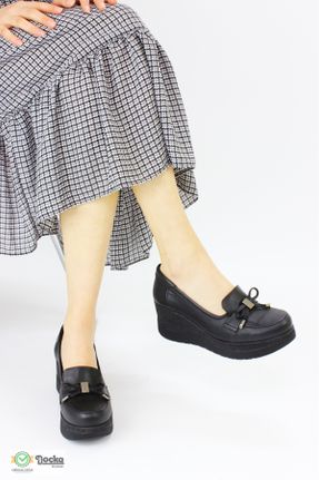 کفش کژوال مشکی زنانه چرم طبیعی پاشنه متوسط ( 5 - 9 cm ) پاشنه پر کد 818547799