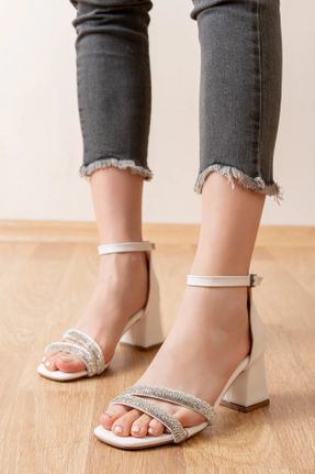 کفش پاشنه بلند کلاسیک سفید زنانه چرم مصنوعی پاشنه ضخیم پاشنه متوسط ( 5 - 9 cm ) کد 812926058