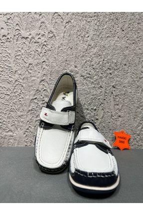 کفش کژوال سفید بچه گانه چرم طبیعی پاشنه کوتاه ( 4 - 1 cm ) پاشنه ساده کد 819647725