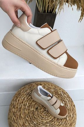 کفش اسنیکر قهوه ای زنانه چسبی Dark Shoes - کد 820456585