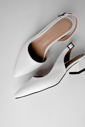کفش پاشنه بلند کلاسیک سفید زنانه پاشنه ضخیم پاشنه کوتاه ( 4 - 1 cm ) کد 820176516