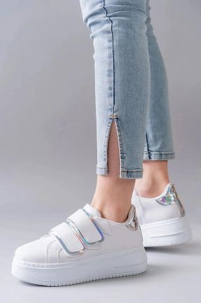 کفش اسنیکر سفید زنانه بدون بند Karanshoes - کد 820389181