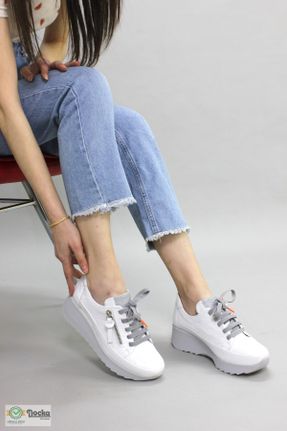 کفش کژوال سفید زنانه چرم طبیعی پاشنه کوتاه ( 4 - 1 cm ) پاشنه پر کد 822165834