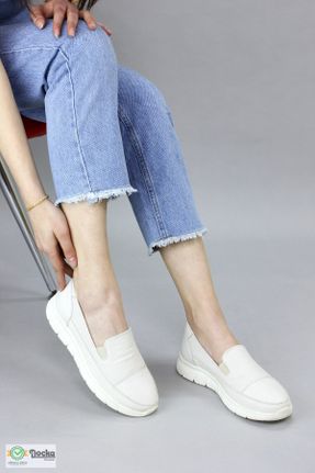 کفش کژوال بژ زنانه چرم طبیعی پاشنه کوتاه ( 4 - 1 cm ) پاشنه ساده کد 822165824