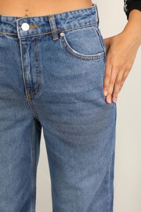 شلوار جین آبی زنانه پاچه راحت سوپر فاق بلند اکریلیک ساده جوان بلند کد 822650816