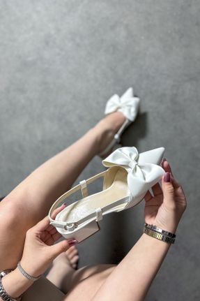 کفش پاشنه بلند کلاسیک سفید زنانه پاشنه ضخیم پاشنه متوسط ( 5 - 9 cm ) کد 823339057