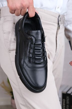 کفش کژوال مشکی مردانه چرم طبیعی پاشنه کوتاه ( 4 - 1 cm ) پاشنه ساده کد 823423605