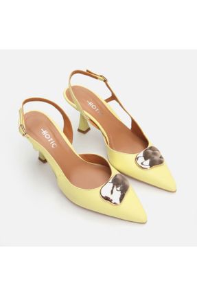 کفش پاشنه بلند کلاسیک زرد زنانه چرم طبیعی پاشنه نازک پاشنه متوسط ( 5 - 9 cm ) کد 823630551