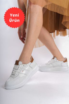 کفش کژوال سفید زنانه چرم طبیعی پاشنه کوتاه ( 4 - 1 cm ) پاشنه ساده کد 824512369