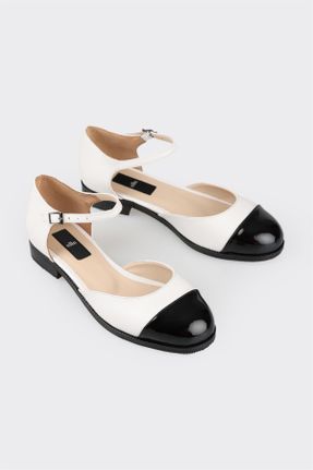 کفش کژوال سفید زنانه پاشنه کوتاه ( 4 - 1 cm ) پاشنه ساده کد 824586197