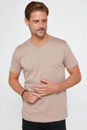 تی شرت قهوه ای مردانه اسلیم فیت یقه گرد تکی طراحی کد 823674384