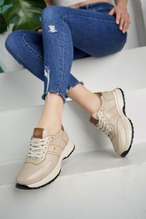 کفش کژوال بژ زنانه چرم طبیعی پاشنه کوتاه ( 4 - 1 cm ) پاشنه ساده کد 818114145