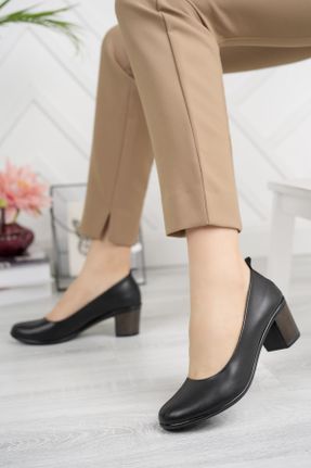 کفش کژوال مشکی زنانه چرم طبیعی پاشنه متوسط ( 5 - 9 cm ) پاشنه ضخیم کد 85695931