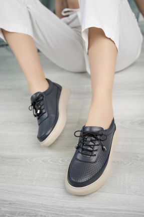 کفش کژوال سرمه ای زنانه چرم طبیعی پاشنه کوتاه ( 4 - 1 cm ) پاشنه ساده کد 816453055