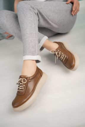 کفش کژوال قهوه ای زنانه چرم طبیعی پاشنه کوتاه ( 4 - 1 cm ) پاشنه ساده کد 819103044