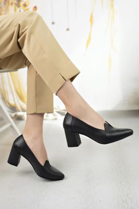 کفش کژوال مشکی زنانه چرم طبیعی پاشنه متوسط ( 5 - 9 cm ) پاشنه ضخیم کد 775839232
