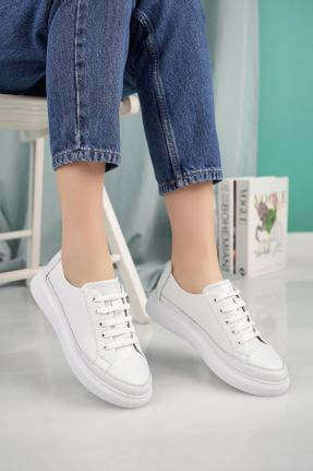 کفش کژوال سفید زنانه چرم طبیعی پاشنه کوتاه ( 4 - 1 cm ) پاشنه ساده کد 819086335