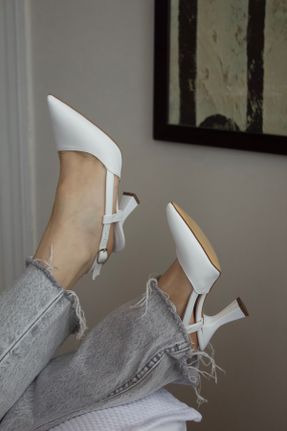 کفش پاشنه بلند کلاسیک سفید زنانه چرم مصنوعی پاشنه نازک پاشنه متوسط ( 5 - 9 cm ) کد 826809619