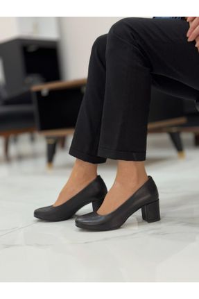 کفش پاشنه بلند کلاسیک مشکی زنانه چرم طبیعی پاشنه ضخیم پاشنه متوسط ( 5 - 9 cm ) کد 827285234