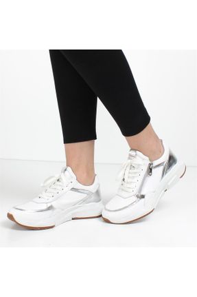 کفش کژوال سفید زنانه پاشنه کوتاه ( 4 - 1 cm ) پاشنه ضخیم کد 827650233