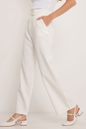 شلوار سفید زنانه جین فاق نرمال پاچه لوله ای فاق بلند کد 827798339