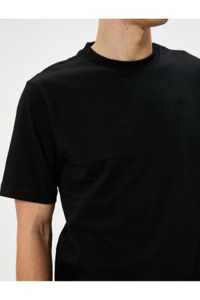 تی شرت صورتی مردانه رگولار یقه گرد تکی کد 828464100