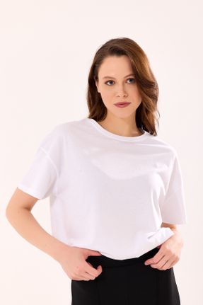 تی شرت سفید زنانه اورسایز یقه گرد تکی بیسیک کد 828208345