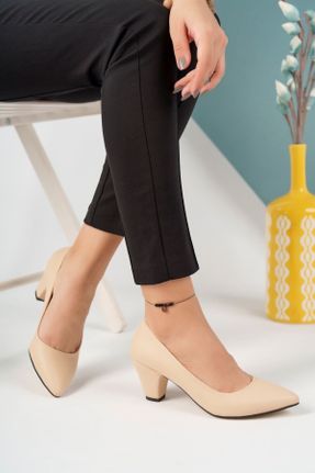 کفش پاشنه بلند کلاسیک بژ زنانه جیر پاشنه متوسط ( 5 - 9 cm ) پاشنه ضخیم کد 375119586