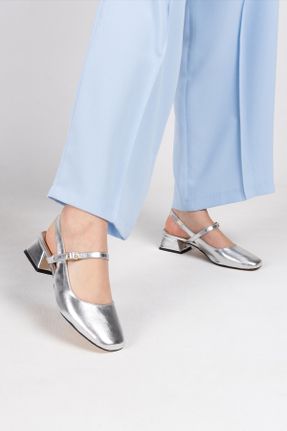 کفش پاشنه بلند کلاسیک زنانه پاشنه ساده پاشنه کوتاه ( 4 - 1 cm ) کد 827038001