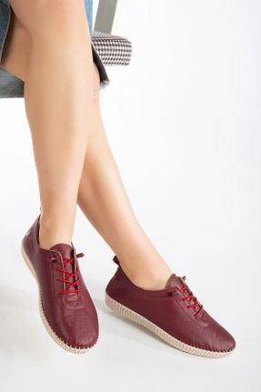 کفش کژوال زرشکی زنانه چرم طبیعی پاشنه کوتاه ( 4 - 1 cm ) پاشنه ساده کد 812222617