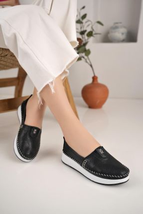کفش کژوال مشکی زنانه چرم طبیعی پاشنه کوتاه ( 4 - 1 cm ) پاشنه ساده کد 830149322