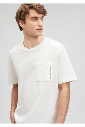 تی شرت سفید مردانه ریلکس یقه گرد تکی کد 688339695