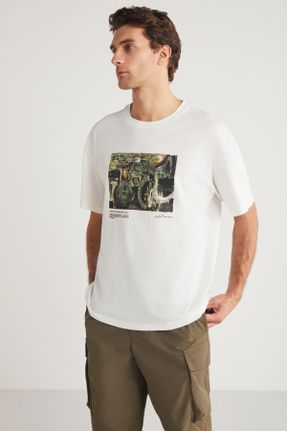 تی شرت سفید مردانه ریلکس یقه گرد تکی جوان کد 801738544