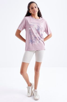 تی شرت صورتی زنانه رگولار یقه گرد پنبه (نخی) تکی جوان کد 263575005