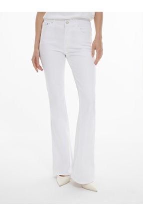 شلوار جین سفید زنانه پاچه گشاد فاق بلند جین ساده کد 831327520