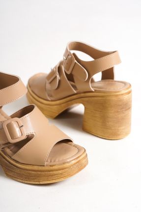 کفش پاشنه بلند پر بژ زنانه پاشنه متوسط ( 5 - 9 cm ) چرم مصنوعی پاشنه پلت فرم کد 678360600