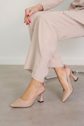 کفش پاشنه بلند کلاسیک بژ زنانه پاشنه متوسط ( 5 - 9 cm ) پاشنه نازک کد 673757619